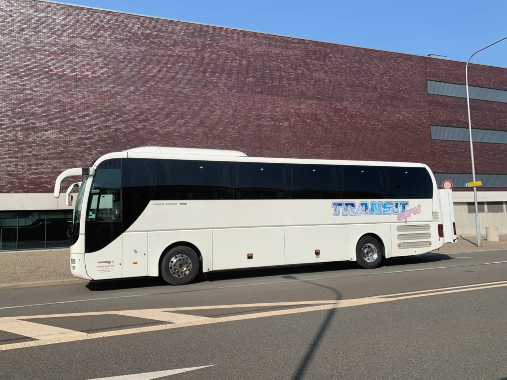 MAN Lion's Coach 49+2 - TRANSIT Expres